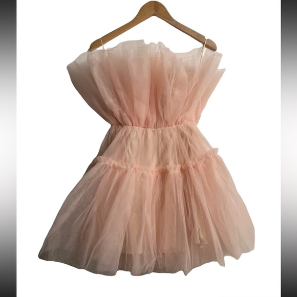 MABLE Frida  Tulle Mini Strapless Dress In Dusty Pink Size Small PROM Photoshoot - Picture 3 of 9
